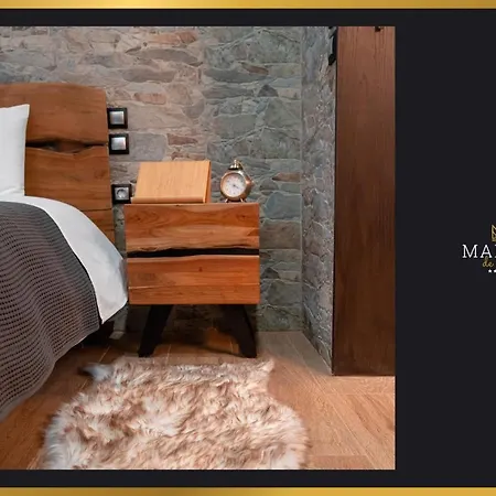 Maison De Luxx A2 * ラリサ